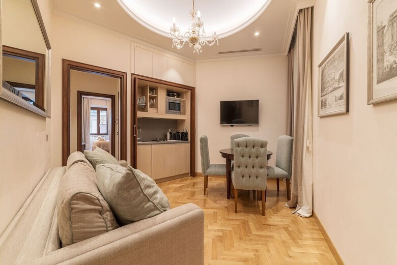 Novecento Apartments