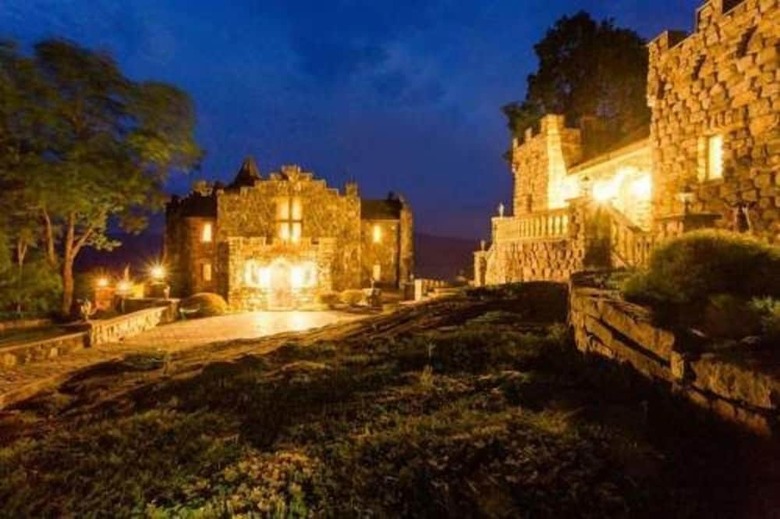 Highlands Castle