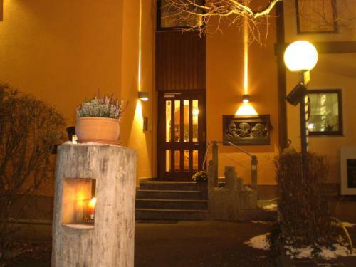 Hostal Gasthof Fr�hlich