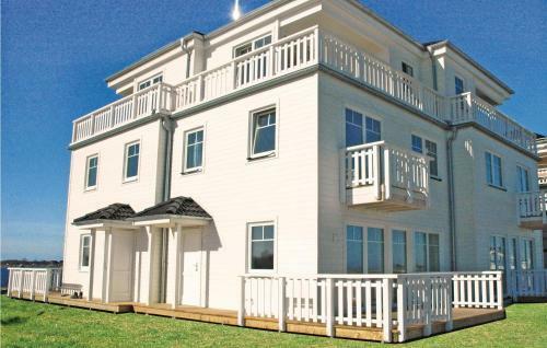 Wei�e Strandvilla/56a O