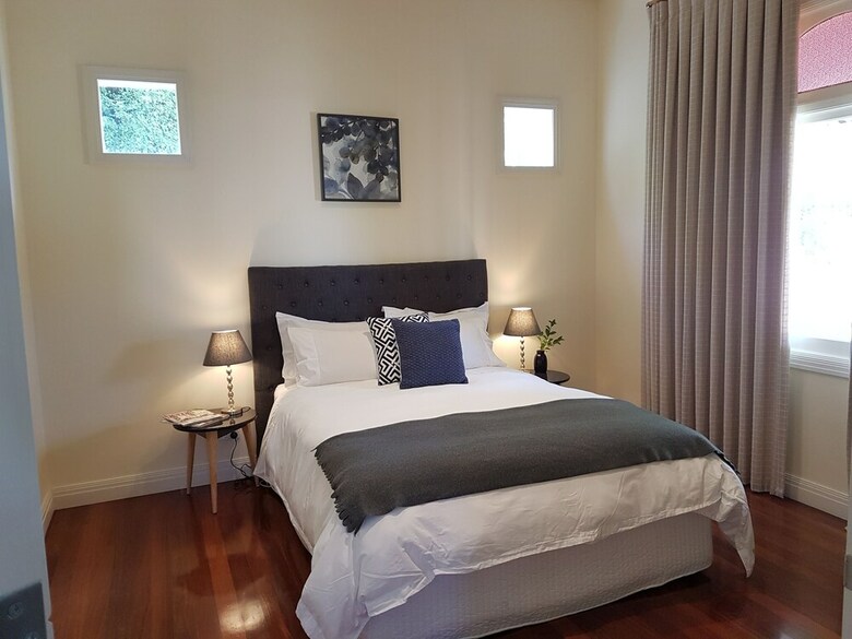 Healesville House - Magnolia House
