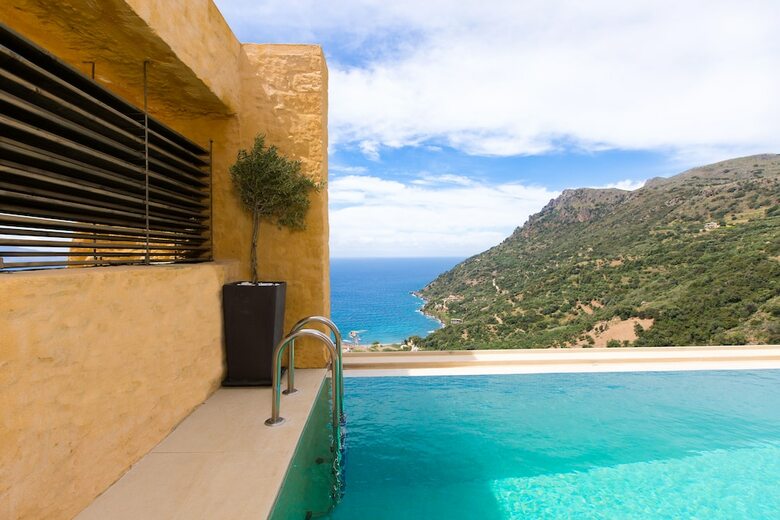 Ravdoucha Epavlis - Villa Eleni