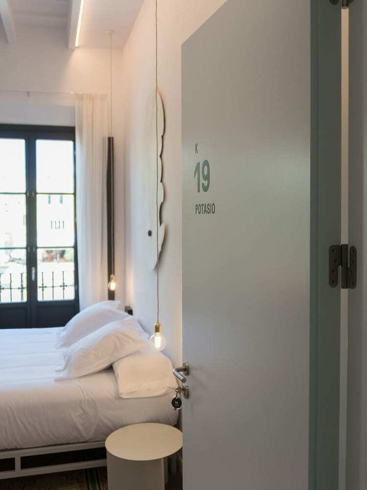Sodium Hotel Boutique