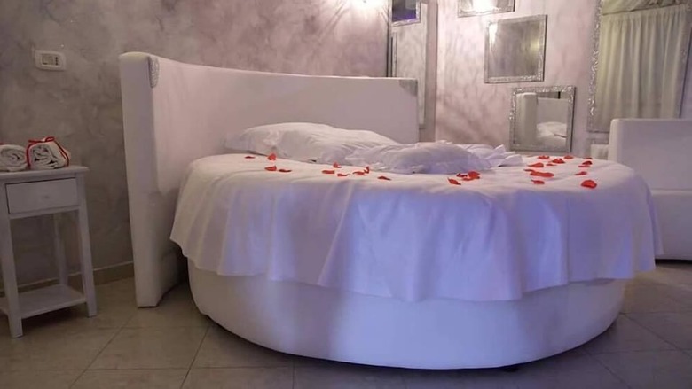 Posada Hotel & Resort Bee Queen