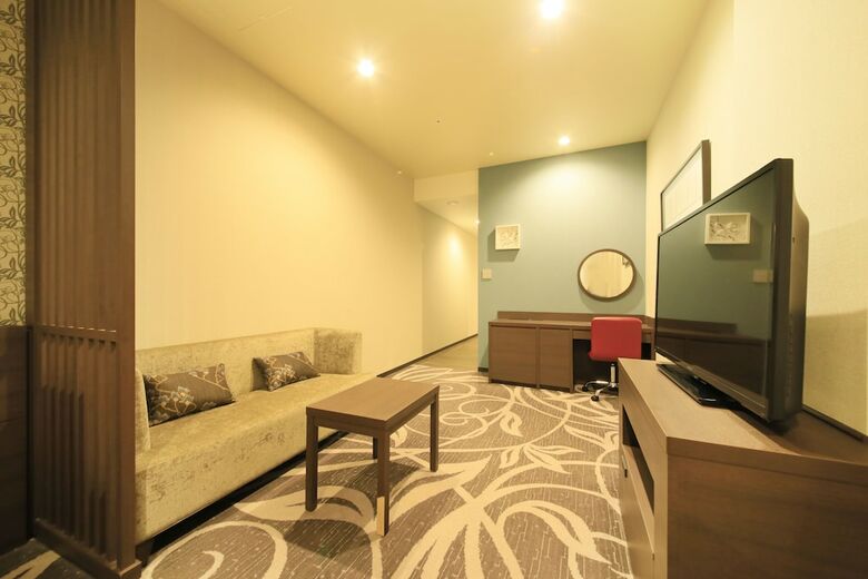 Quintessa Hotel Osaka Bay