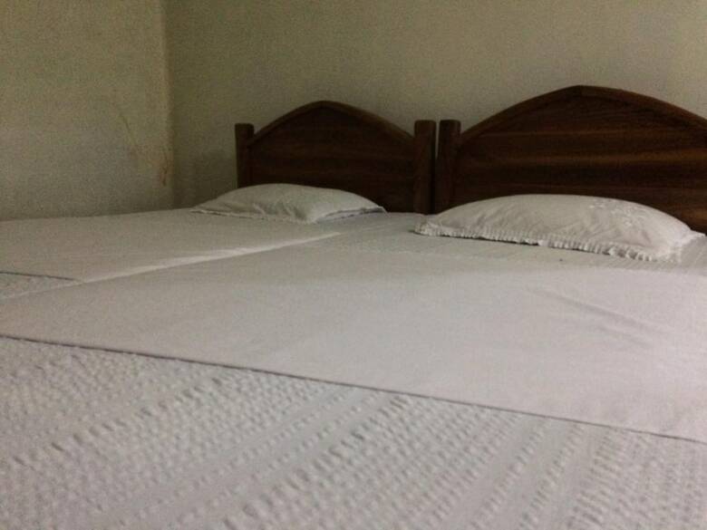 Hotel Weeragiri Homestay