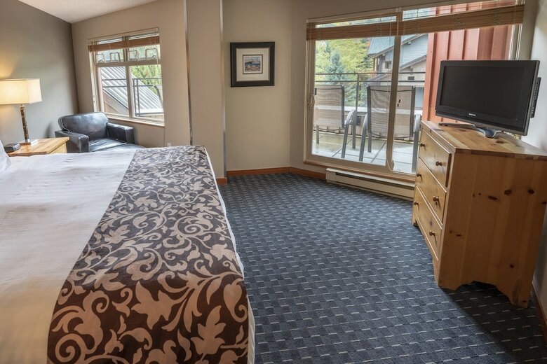Lake Placid Lodge By Whiski Jack
