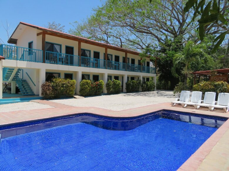 Hotel Cabinas Diversion Tropical