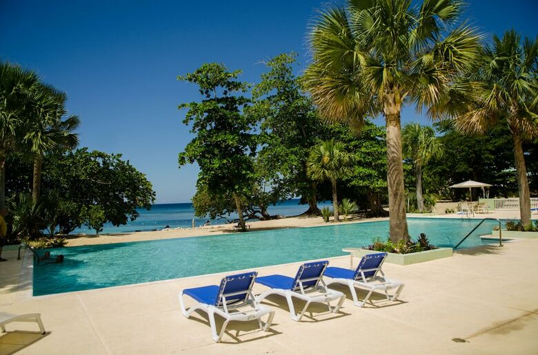 Apartamento Little Bay Country Club Resort Complex