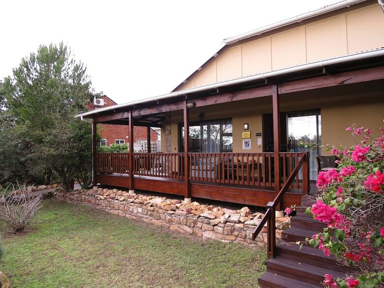 Hotel Dempsey's Guest House