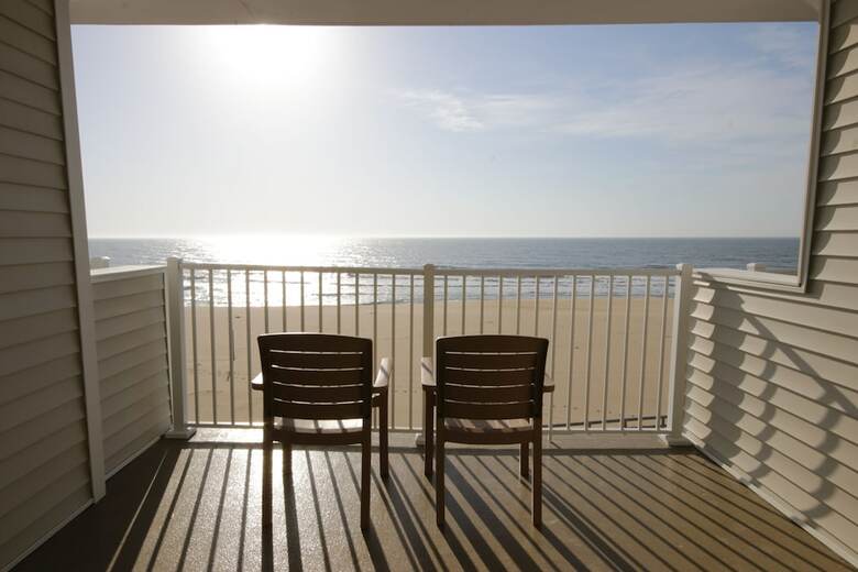 Hotel Monte Carlo Boardwalk / Oceanfront Ocean City