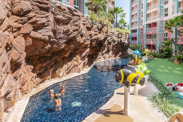 Grande Caribbean Resort By Favstay