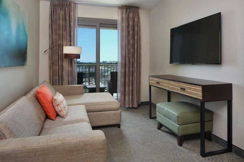 Hotel Embassy Suites By Hilton Oahu Kapolei