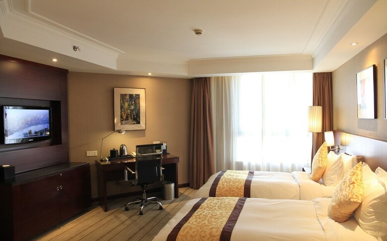 Greenland Jiulong Hotel