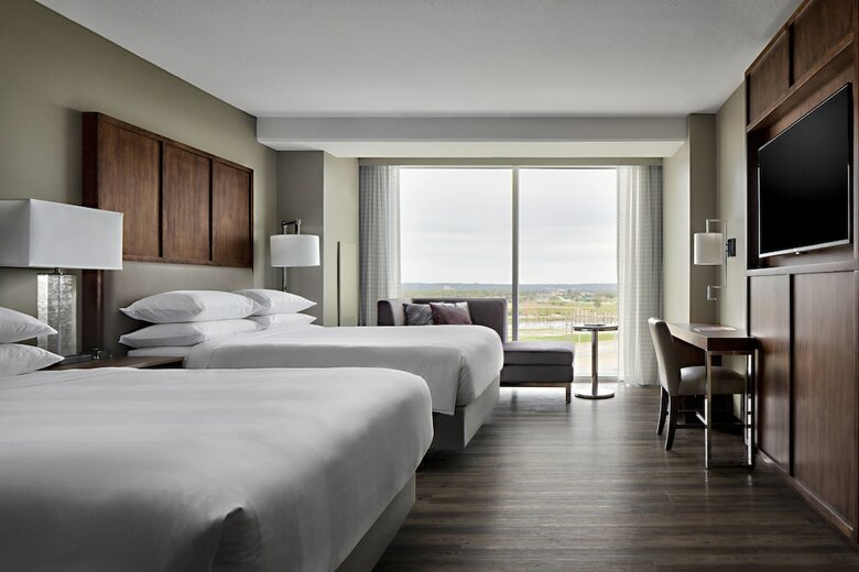 Hotel Omaha Marriott Downtown At The Capitol District