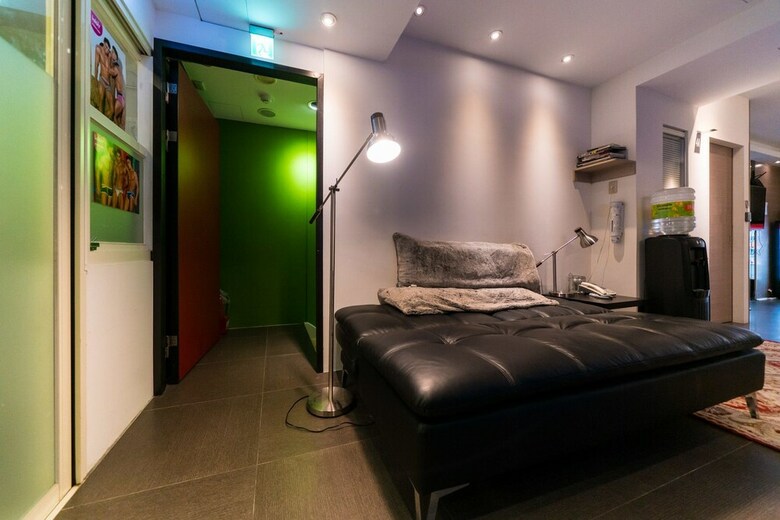 Hostal Gs Gay Hotel