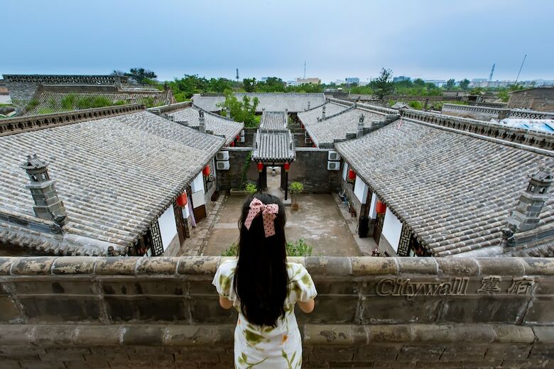 Hotel City Wall Old House.ji Residence