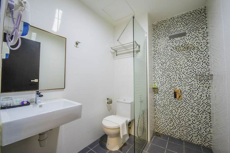 Inhotel Inanam Kota Kinabalu
