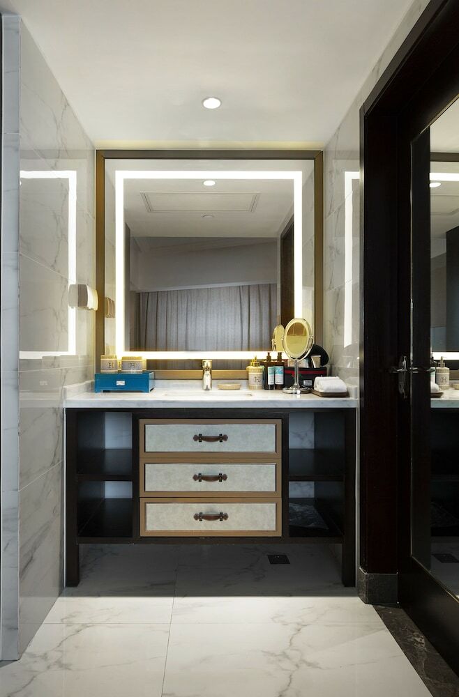 Lestie Hotel Hengshan Road