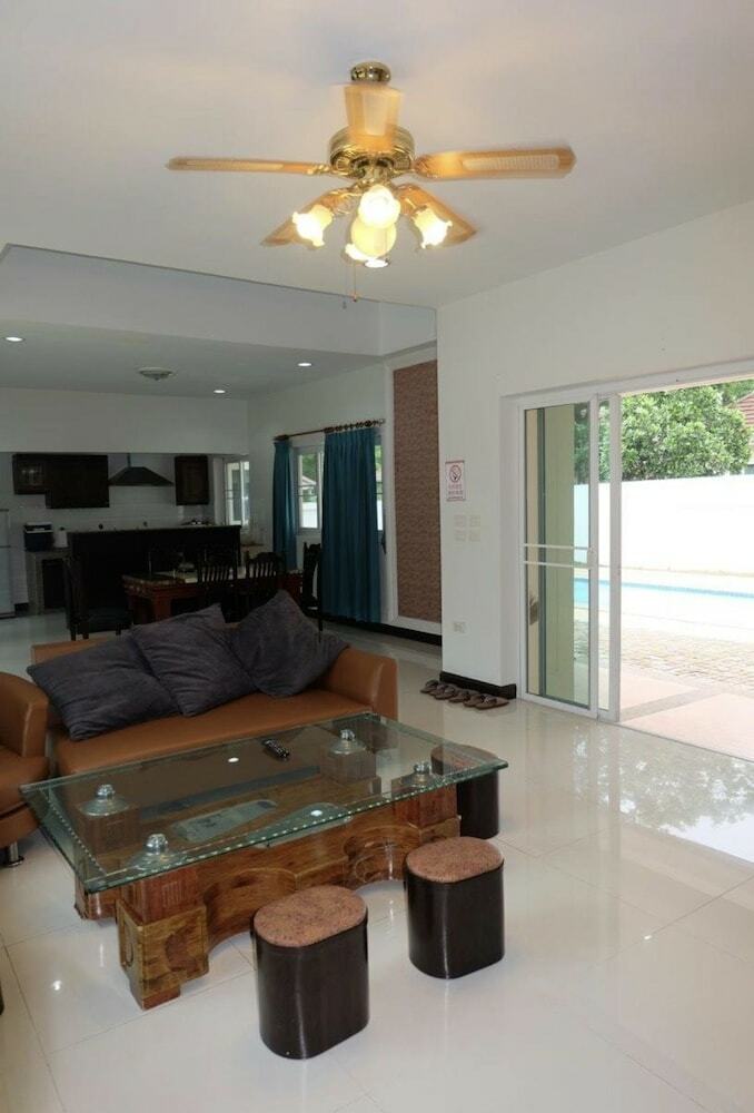 Pattaya Longstay Village 3