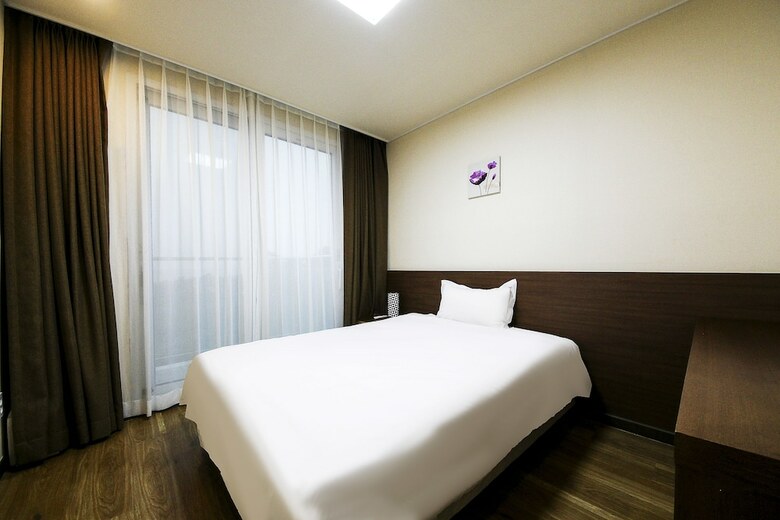 Jeju Ocean Blue Hotel