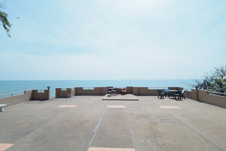 Hotel Sea Breeze Guest House