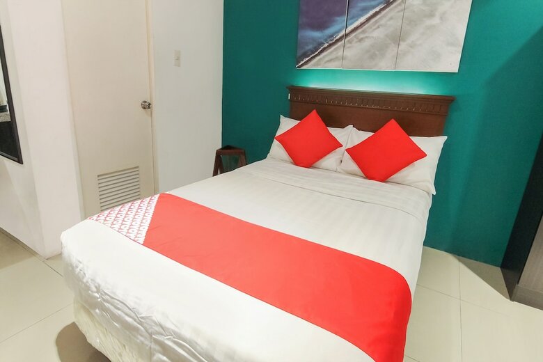 Oyo 105 Melbourne Suites Hotel