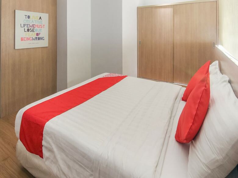 Oyo 105 Melbourne Suites Hotel