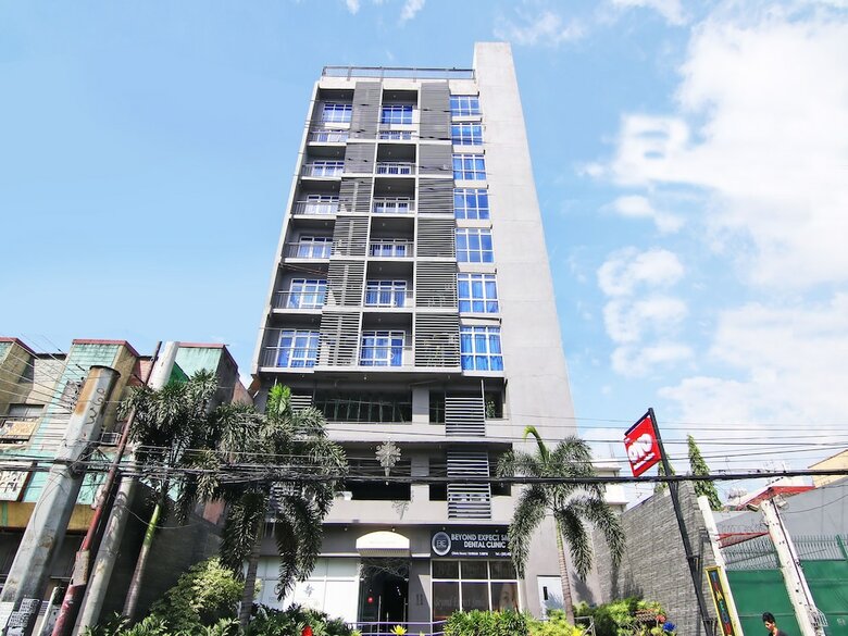 Oyo 105 Melbourne Suites Hotel