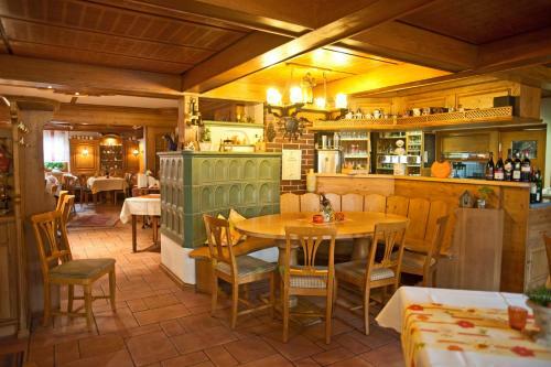 Hostal Landgasthaus Zur Linde