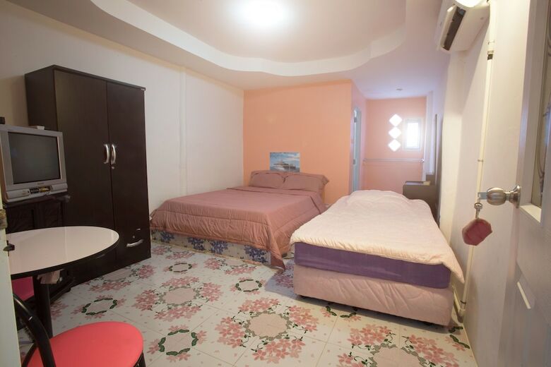 Hostal Nu Phuket Airport Residence