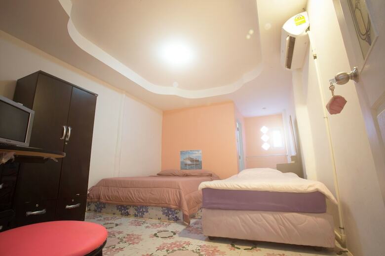 Hostal Nu Phuket Airport Residence