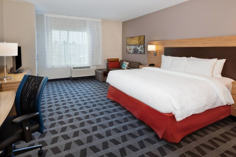 Hotel Towneplace Suites By Marriott Montgomery Eastchase