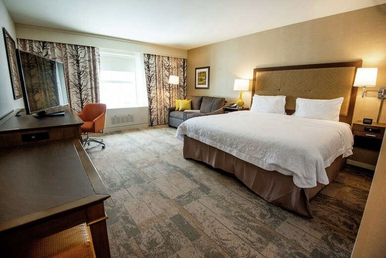 Hotel Hampton Inn And Suites Manchester