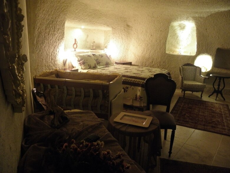 Demisos Caves The Hotel