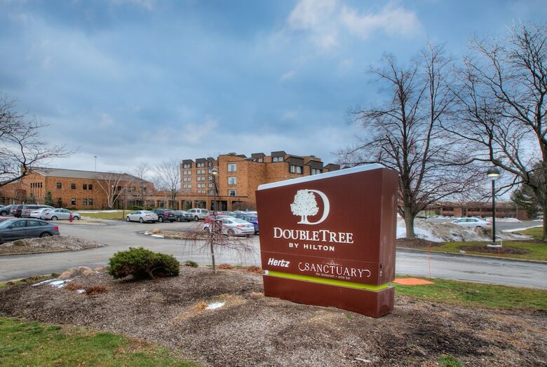 Hotel Doubletree By Hilton Cleveland East Beachwood