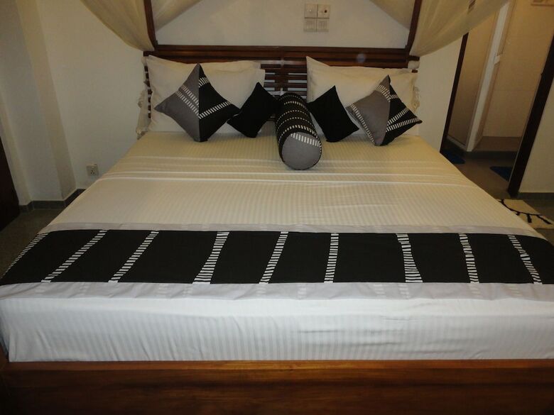 Hotel Suriya Arana