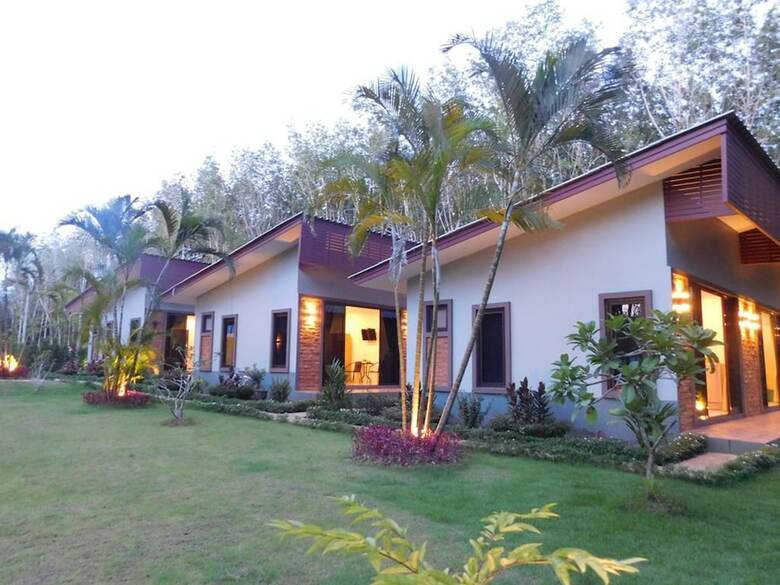 Hotel Phuket Sirinapha Resort