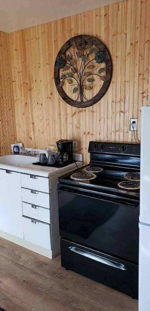 Motel Lamplighter Cabins & Suites