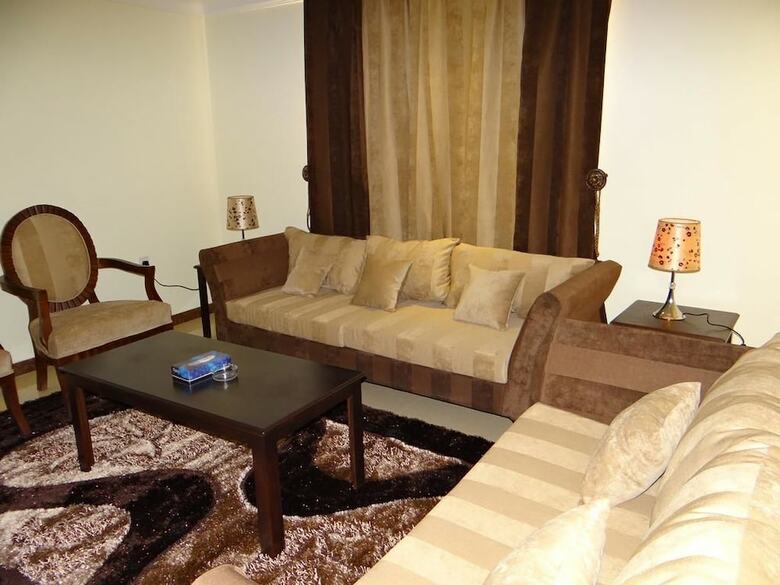 Apartamentos Al Muhaidb Residence Al Maidan