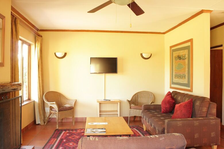 Hotel Greenway Woods Resort