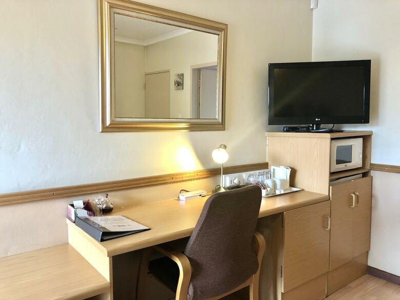 Hotel Clubview Guest House