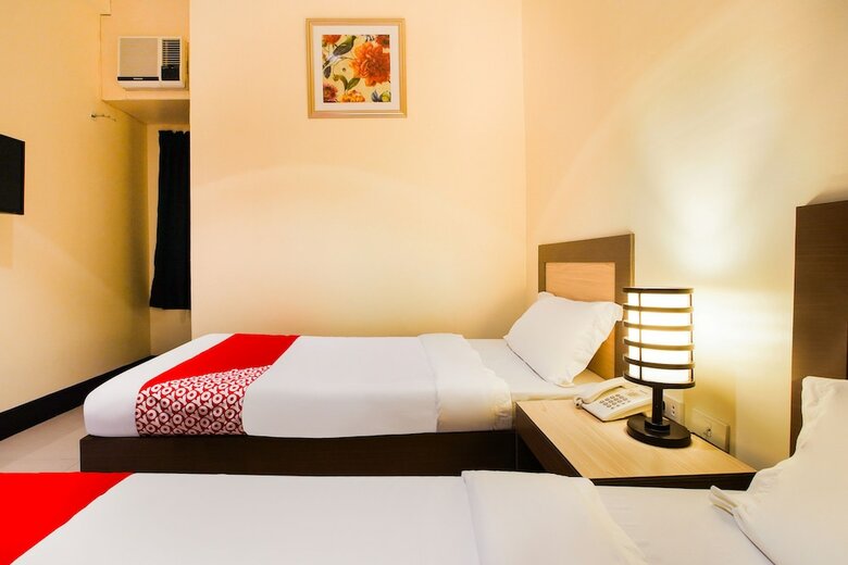 Hotel Oyo 244 Driggs Suites