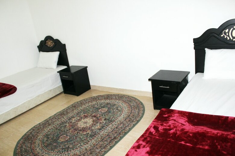 Al Eairy Furnished Apartments Qassim 1