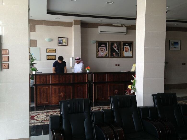 Al Eairy Furnished Apartments Tabuk 2