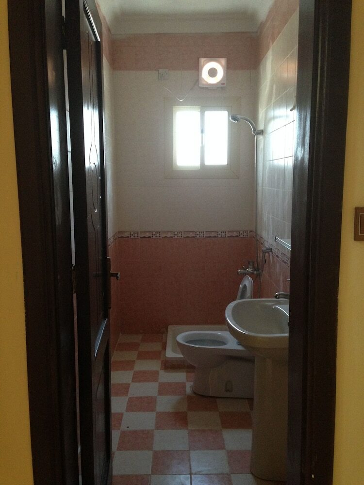 Al Eairy Furnished Apartments Tabuk 1