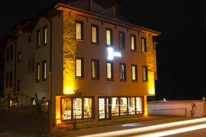 Hotel 1inci Konak