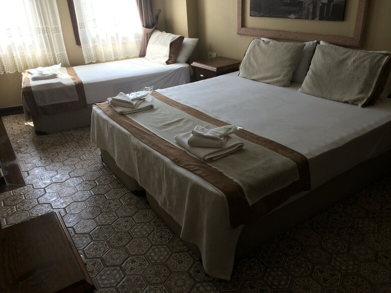 Hotel Hayriye Hanim Ege