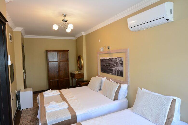 Hotel Hayriye Hanim Ege