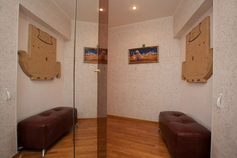 Innhome Apartments - Revolution Square